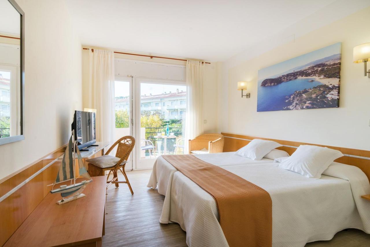 Hotel Ancora Palamós Esterno foto